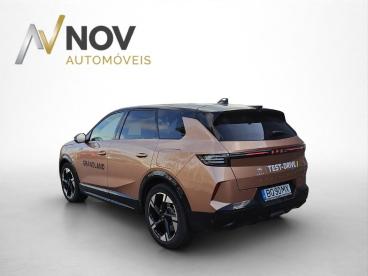 SPOTICAR Opel Grandland Gs Eletrico 210cv Bateria 73kwh Usada - Suv-4x4 Elétrico Bordeaux - Leiria - 1200225307_3