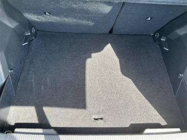 SPOTICAR Peugeot 2008 1.2 Puretech 100cv Active Pack Usada - Suv-4x4 Gasolina Cinzento Artense - Braga - 1200215551_5