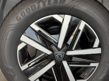 SPOTICAR Peugeot 2008 1.2 Puretech 100cv Active Usada - Suv-4x4 Gasolina Cinzento Selenium - Aveiro - 1200218297_4