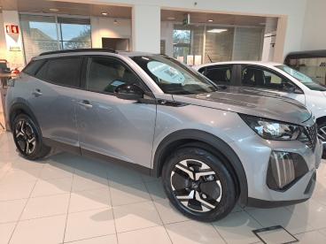 SPOTICAR Peugeot 2008 156cv (115 Kw) - Bateria 54 Kwh Allure Usada - Suv-4x4 Elétrico Branco - Paco De Arcos - 1200223396_3