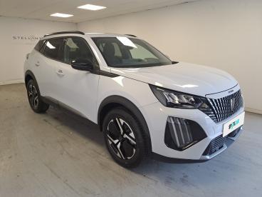 SPOTICAR Peugeot 2008 1.2 Hybrid 136  E-dcs6 Allure Usada - Suv-4x4 Gasolina Branco - Carnaxide - 1200223819_3