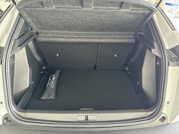 SPOTICAR Peugeot 2008 1.2 Puretech Allure Usada - Suv-4x4 Gasolina Branco - Evora - 1200225458_5