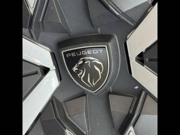 SPOTICAR Peugeot 208 1.2 Puretech 75cv Active Usada - Citadino Gasolina Preto Perla Nera - Aveiro - 1200216466_3