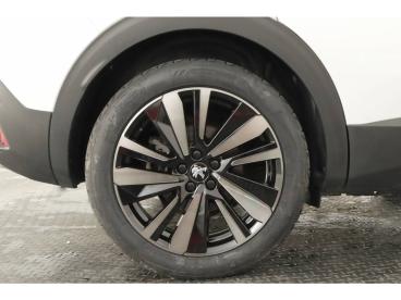 SPOTICAR Peugeot 3008 1.2 Puretech 130 Eat8 Gt Usada - Suv-4x4 Gasolina Branco - Castanheira Do Ribatejo - 1200219073_5