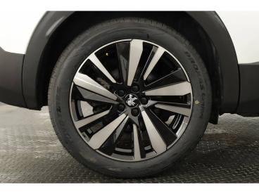 SPOTICAR Peugeot 3008 1.2 Puretech 130 Eat8 Gt Usada - Suv-4x4 Gasolina Branco - Vila Nova De Gaia - 1200219316_5
