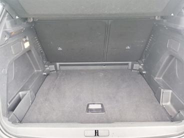SPOTICAR Peugeot 3008 1.2 Puretech Active Pack Usada - Suv-4x4 Gasolina Cinza - Vila Nova De Famalicao - 1200220189_5