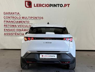 SPOTICAR Peugeot 3008 Electrico  Bateria 73 Allure Usada - Suv-4x4 Elétrico Branco - Santa Maria Da Feira - 1200227698_4