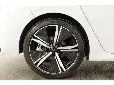 SPOTICAR Peugeot 308 1.2 Puretech 130cv Eat8 Gt Usada - Berlina Gasolina Branco - Castanheira Do Ribatejo - 1200220536_5