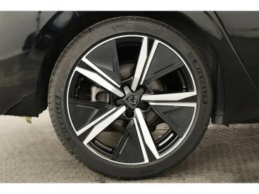 SPOTICAR Peugeot 308 1.2 Puretech 130cv Eat8 Gt Usada - Berlina Gasolina Preto - Castanheira Do Ribatejo - 1200220538_5