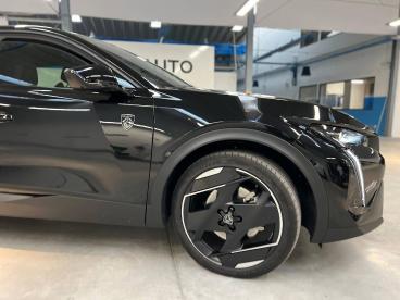 SPOTICAR Peugeot 408 1.6 Plug-in Hybrid 225cv Gt Usada - Berlina Híbrido Plug-in Preto - Viseu - 1200217389_4