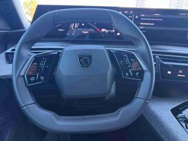 peugeot 5008 1.2 hybrid allure e-dcs6 — photo 5