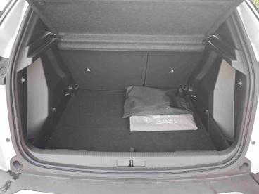 peugeot 2008 e-2008 54 kwh style — photo 4