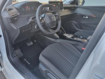 SPOTICAR Peugeot 208 E-208 Active Pack Usada - Citadino Elétrico Branco - Beja - 1200209838_5