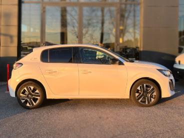 SPOTICAR Peugeot 208 E-208 51 Kwh Allure Usada - Citadino Elétrico Branco - Braga - 1200226816_4
