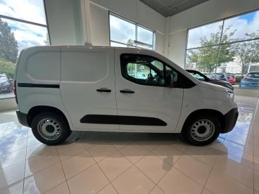 SPOTICAR Peugeot Partner Epartner 3 50kwh Standard - Usada - Comercial/furgão Elétrico Branco - Carnaxide - 1200217550_4