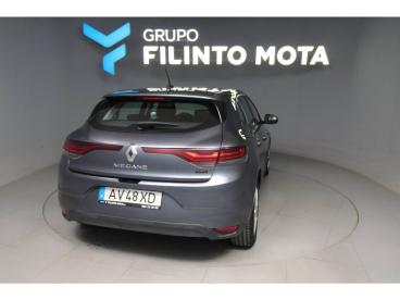 SPOTICAR Renault Megane 1.6 Sce 160 E-tech Hibrido Equilibre Usada - Berlina Híbrido Cinzento - Guimaraes - 1200217519_3