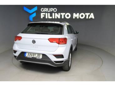 SPOTICAR Volkswagen T-roc 1.0 Tsi 110cv Style Usada - Suv-4x4 Gasolina Cinzento - Matosinhos-sra.hora - 1200217559_3
