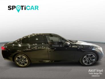 SPOTICAR Bmw Serie 5 520 Sedan İkinci El Araç - Sedan Hibrit Siyah - Istanbul - 1200030161_4