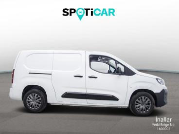 SPOTICAR Citroën Berlingo 1.5 Feel Blue Hdi 130 Eat8 8 131 İkinci El Araç -  Dizel Beyaz - Bursa - 1200026531_4