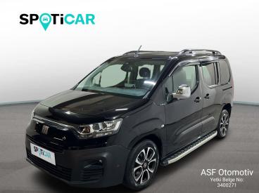 SPOTICAR Fiat Doblo 1.5 Combİ 130 Premİo Manuel 2025 İkinci El Araç -  Dizel Siyah - İstanbul - 1200035005_1