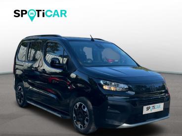 SPOTICAR Fiat Doblo Combi Premio Plus 1.5 130 Bluehdi At İkinci El Araç -  Dizel Siyah - İstanbul - 1200035975_3