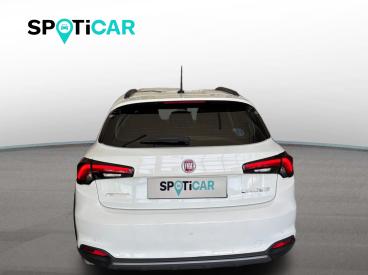 SPOTICAR Fiat Egea Cross 1.4 Fire Urban İkinci El Araç - Sedan Benzin Beyaz - Van - 1200031927_1