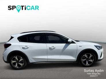 SPOTICAR Ford Focus Active 1.5 Ecoblue 120 5 Kapi 8at İkinci El Araç - Sedan Dizel Beyaz - Aydin - 1200031677_4