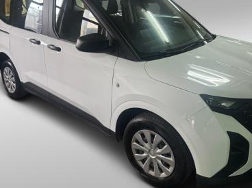 SPOTICAR Ford Tourneo Courier 1.5 Trend Tdci Duz 5 95 İkinci El Araç -  Dizel Beyaz - Sİvas - 1200028072_4