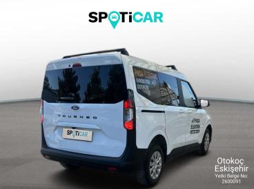 SPOTICAR Ford Tourneo Courier 1.0 125 At Titanium İkinci El Araç -  Benzin Beyaz - EskİŞehİr - 1200028733_4