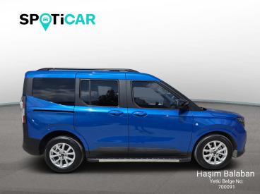 SPOTICAR Ford Tourneo Courier 1.0 125 At Titanium İkinci El Araç -  Benzin Mavi - Antalya - 1200031375_4
