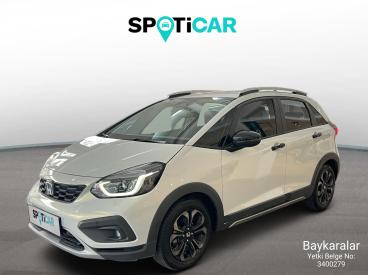 SPOTICAR Honda Jazz 1.5 Hybrid Crosstar Executive 2021 İkinci El Araç - Hatchback Hibrit Beyaz - Istanbul - 1200027447_1