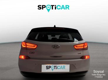 SPOTICAR Hyundai I30 Elite Plus 1.6 Crdi Dct İkinci El Araç - Hatchback Dizel Beyaz - Yalova - 1200023154_5