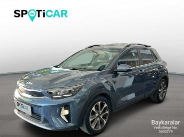 SPOTICAR Kia Stonic Prestige 1.4 100 At İkinci El Araç - Suv Benzin Mavi - Istanbul - 1200032569_1