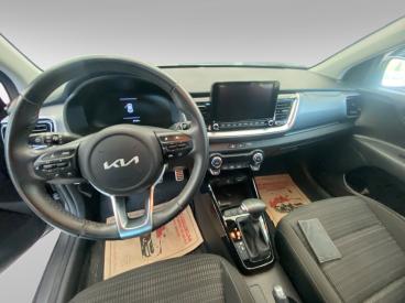 SPOTICAR Kia Stonic Elegance Konfor 1.0 100 Dct İkinci El Araç - Suv Benzin Gri - Denizli - 1200033637_1