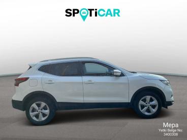 SPOTICAR Nissan Qashqai 1.3 Dig-t 160 Dct Sky Pack İkinci El Araç - Suv Benzin Beyaz - Istanbul - 1200021728_4