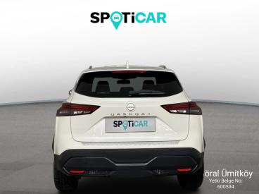 SPOTICAR Nissan Qashqai 1.3 Dig-t Platinum Premium İkinci El Araç - Suv Benzin Beyaz - Ankara - 1200028787_5