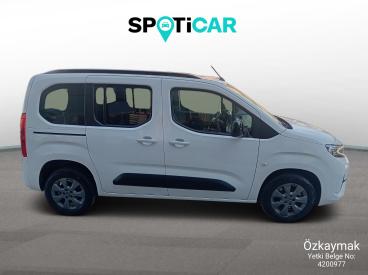 SPOTICAR Opel Combo Edition 1.5 Dizel At8 130 İkinci El Araç - Şehir Otomobili Dizel Beyaz - Konya - 1200017121_4
