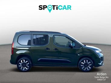 SPOTICAR Opel Combo Ultimate 1.5 130 Dizel At8 İkinci El Araç - Şehir Otomobili Dizel Yeşil - UŞak - 1200021815_4