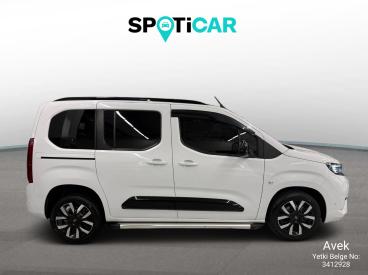 SPOTICAR Opel Combo 1.5 Ultimate Otomatik 8 131 İkinci El Araç -  Dizel Beyaz - Istanbul - 1200025721_4
