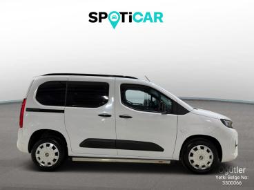 SPOTICAR Opel Combo 1.5 Essential 130hp İkinci El Araç - Mpv Dizel Beyaz - Mersİn - 1200027579_4