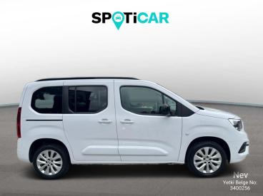 SPOTICAR Opel Combo 1.5 Ultimate Otomatik 8 131 İkinci El Araç -  Dizel Beyaz - Istanbul - 1200028107_4
