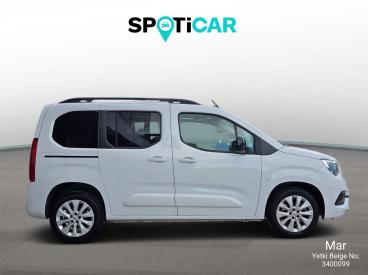 SPOTICAR Opel Combo 1.5 Ultimate Otomatik 8 131 İkinci El Araç -  Dizel Beyaz - İstanbul - 1200028464_4
