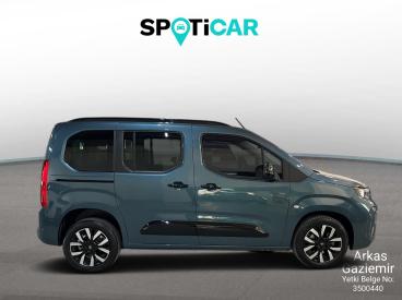 SPOTICAR Opel Combo Ultimate 1.5 130 Dizel At8 İkinci El Araç -  Dizel Mavi - İzmİr - 1200029548_4