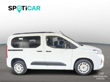 SPOTICAR Opel Combo 1.5 Essential 130hp İkinci El Araç -  Dizel Beyaz - Istanbul - 1200029995_4