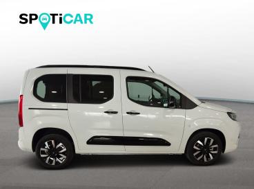 SPOTICAR Opel Combo Ultimate 1.5 130 Dizel At8 İkinci El Araç -  Dizel Beyaz - Istanbul - 1200030281_4