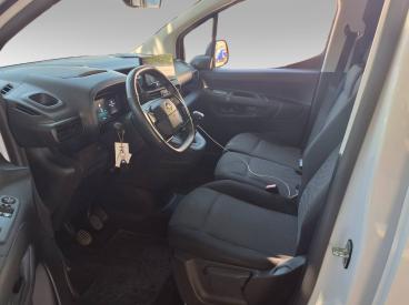SPOTICAR Opel Combo 1.5 Ultimate Duz 5 102 İkinci El Araç -  Dizel Beyaz - İstanbul - 1200033001_5