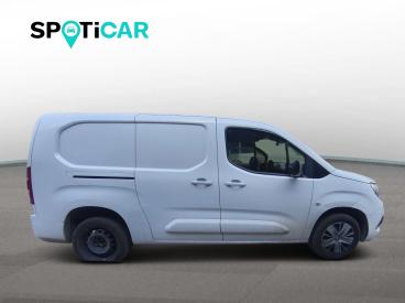 SPOTICAR Opel Combo Cargo 1.5 Dİzel Mt6 102 Hp Ultİmate Xl İkinci El Araç - Ticari Dizel Beyaz - İzmİr - 1200033018_4
