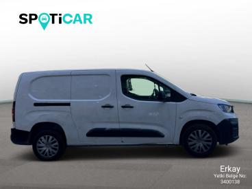 SPOTICAR Peugeot Partner Van L1 1000kg Comfort 1.5 Bluehdi 100 İkinci El Araç -  Dizel Beyaz - İstanbul - 1200032911_4