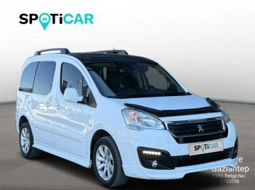 SPOTICAR Peugeot Partner Teepe Zenith 1.6 Hdi (115) E5 İkinci El Araç -  Dizel Beyaz - Gazİantep - 1200033467_3