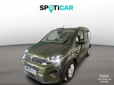 SPOTICAR Peugeot Rifter Allure 1.5 Bluehdi 130 6mt İkinci El Araç - Şehir Otomobili Dizel Yeşil - İstanbul - 1200021762_1